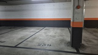 Garaje en venta en San Juan en Pamplona