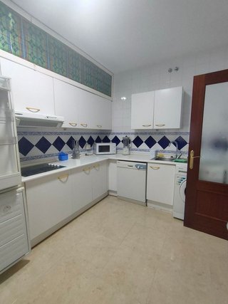 Piso en alquiler en Colores - Entreparques en Sevilla