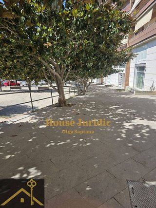 Local comercial en alquiler en Camí de la Serra en Mataró