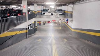 Garaje en alquiler en La Nova Esquerra de l'Eixample en Barcelona