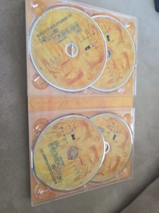 DVD Los Pilares de la Tierra y Un Mundo Sin Fin