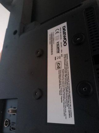 Televisión Daewoo Negra