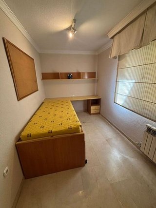 Piso en alquiler en Cervantes en Granada