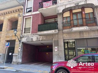 Garaje en venta en Barrio de Abando en Bilbao