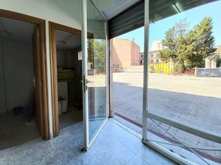 Local comercial en alquiler en Antigua Estación FFCC - San Agustín en Burgos
