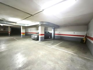 Garaje en alquiler en El Carmen - Casas del Hogar en Palencia