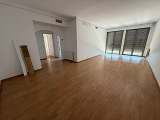 Piso en alquiler en San Bernardo en Sevilla
