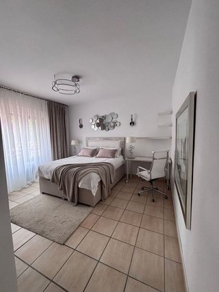 Casa adosada en alquiler en Benahavís en Benahavís