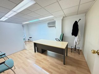 Local comercial en venta en Plaza Castelar - Mercado Central en Elda