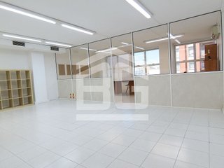 Local comercial en alquiler en Sant Miquel - Tres Torres en Granollers