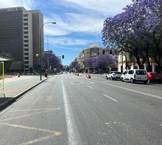 Garaje en alquiler en La Calzada en Sevilla