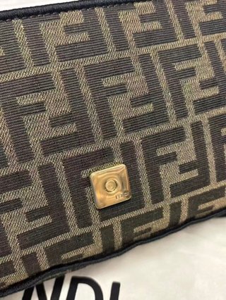 Bolso Fendi Baguette icónico Marrón/Dorado