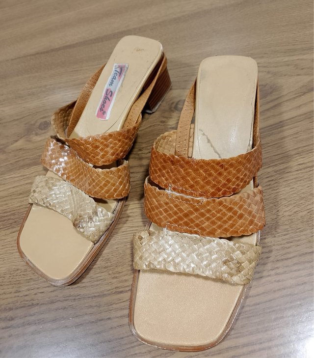 Sandalias Team Shoes Beige y Marrón