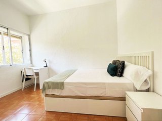 Piso en alquiler en Palos de Moguer en Madrid