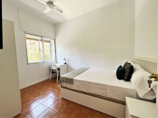 Piso en alquiler en Palos de Moguer en Madrid