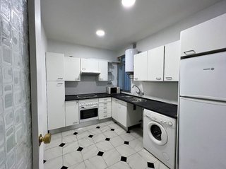 Piso en alquiler en Palos de Moguer en Madrid