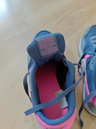 Zapatillas Nike Azul y Rosa