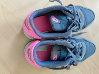 Zapatillas Nike Azul y Rosa