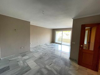 Piso en alquiler en El Mayorazgo - El Limonar en Málaga