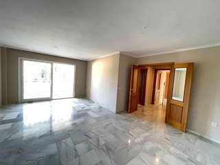 Piso en alquiler en El Mayorazgo - El Limonar en Málaga