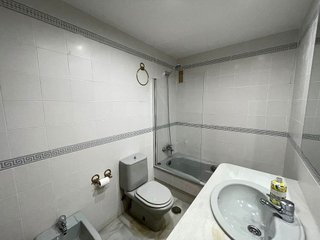 Piso en alquiler en El Mayorazgo - El Limonar en Málaga
