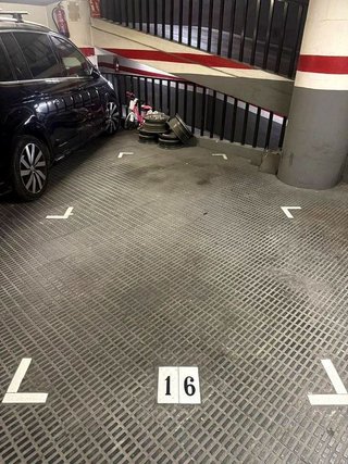 Garaje en alquiler en L'Antiga Esquerra de l'Eixample en Barcelona