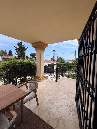Casa adosada en alquiler en Elviria en Marbella