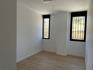 Oficina en alquiler en Buenavista-Valparaíso-La Legua en Toledo