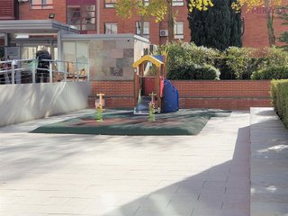 Piso en alquiler en San Juan Bautista en Madrid