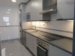 Piso en alquiler en San Juan Bautista en Madrid