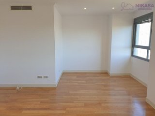 Piso en alquiler en San Juan Bautista en Madrid