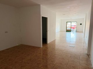 Local comercial en alquiler en Tías pueblo en Tías