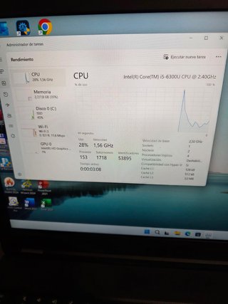 Ordenador portátil Lenovo I5 SEXTA GENERACIÓN 8RAM