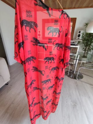 Kimono Kalu Ibiza Rojo con Panteras Negras