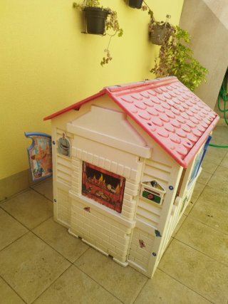Casita infantil para jardín