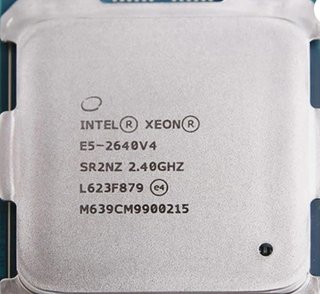 4 x Intel Xeon E5-2640 v4
