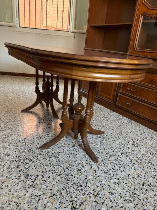 Mesa de comedor vintage de madera,  8-10 personas.