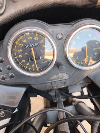 BMW R1100S