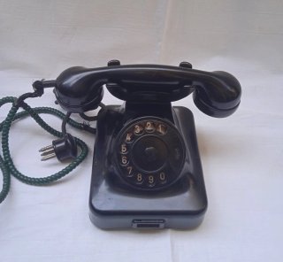 Telefono in bakelite nera anni 50 originale