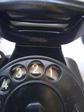 Telefono in bakelite nera anni 50 originale