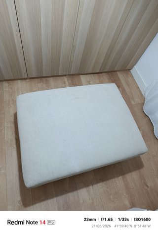 Reposapiés/Asiento Almacenaje VIMLE Beige