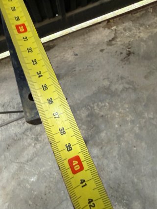 Pie de forja para mesa