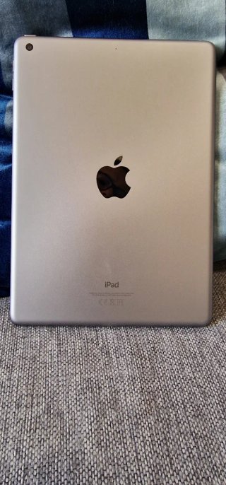 iPad 6ª Gen 128GB Plata