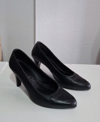Zapatos de tacón negros talla 36