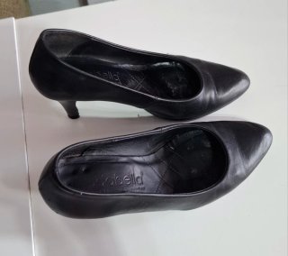 Zapatos de tacón negros talla 36