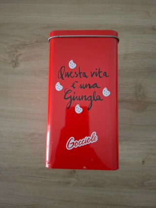 Scatola Latta Gocciole Rossa