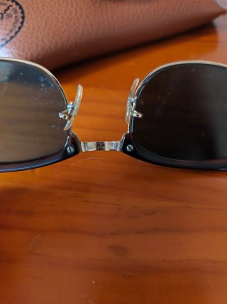 Occhiali da sole Ray-Ban marrone e dorati