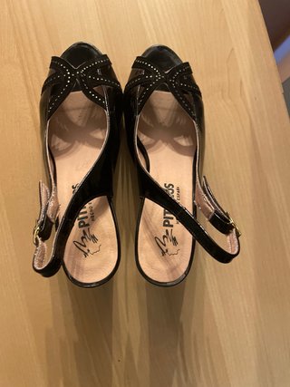 Zapatos Pitillos Charol Negro Descubiertos
