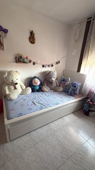 Cama con 2 cajones