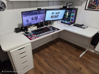 Escritorio esquinero / Mesa ordenador